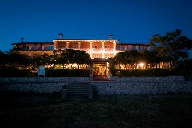 Hotel Villa Barbat Barbat na Rabu Eksteriør bilde